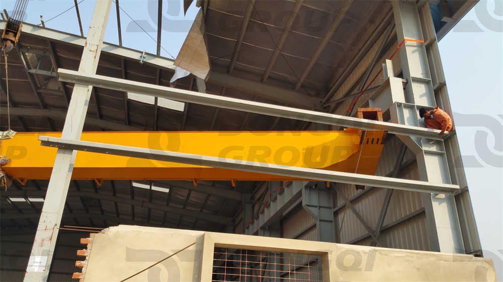 Installation process of a 20 ton double beam overhead crane