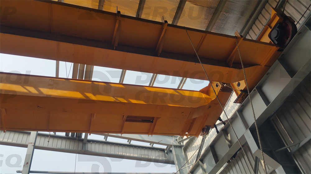 Installation process of a 20 ton double beam overhead crane